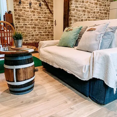 La Des Souhaits Villa *