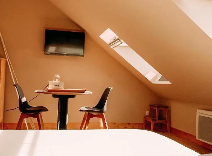 La Des Souhaits Villa *